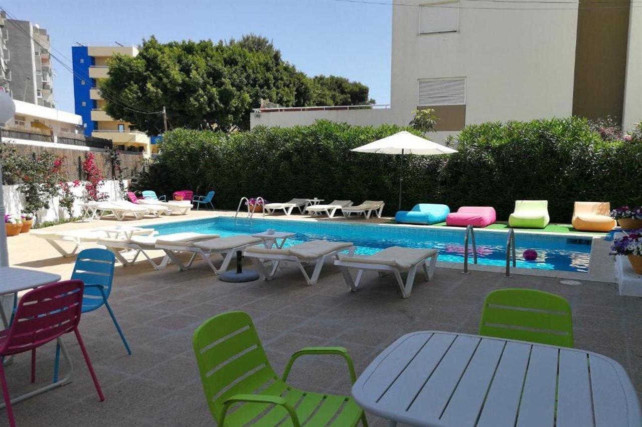 Apartamentos Es Canto (Adults Only) Playa d'en Bossa Zewnętrze zdjęcie